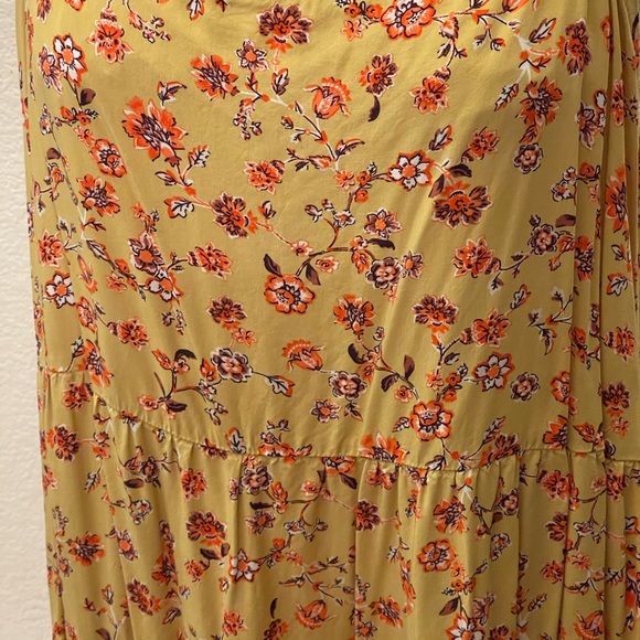 Old Navy XXL Floral Dress Used - Picture 3 of 6